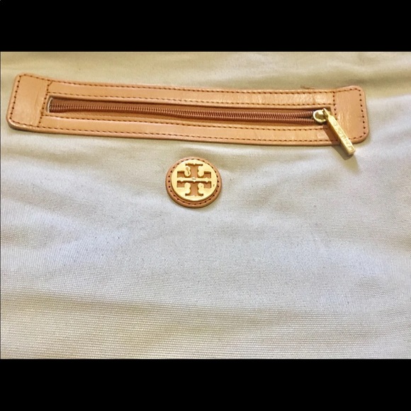 Tory Burchđź’« Jaden Handbag/Tote - Picture 4 of 8